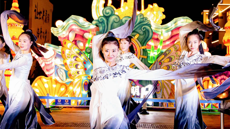 啤酒城、北茶商街“雙節(jié)”活動(dòng)活躍節(jié)日經(jīng)濟(jì)(圖4)