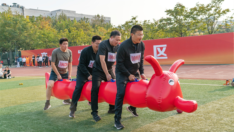 全民運(yùn)動(dòng)會(huì) 黃發(fā)展風(fēng)采(圖6) 全民運(yùn)動(dòng)會(huì) 黃發(fā)展風(fēng)采(圖6)