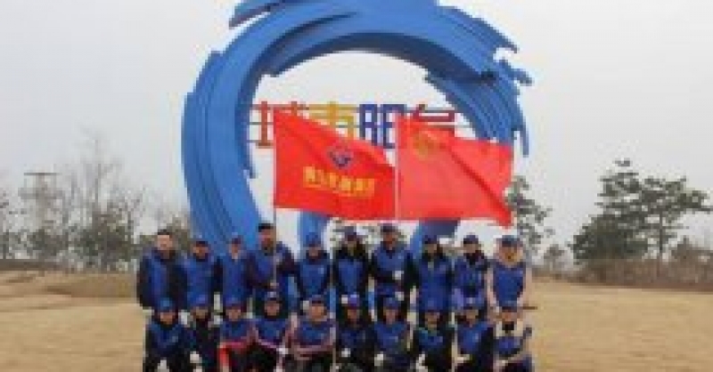 集團團委開展學(xué)雷鋒志愿服務(wù)活動