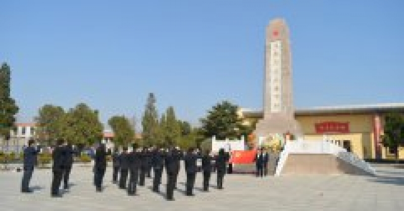 集團(tuán)團(tuán)委開展“緬懷革命先烈，弘揚(yáng)民族精神”愛國主義教育活動